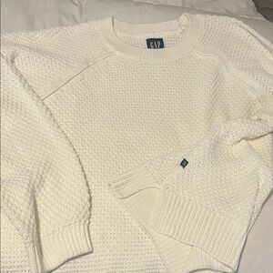 GAP Off-White Textured Crewneck Sweater